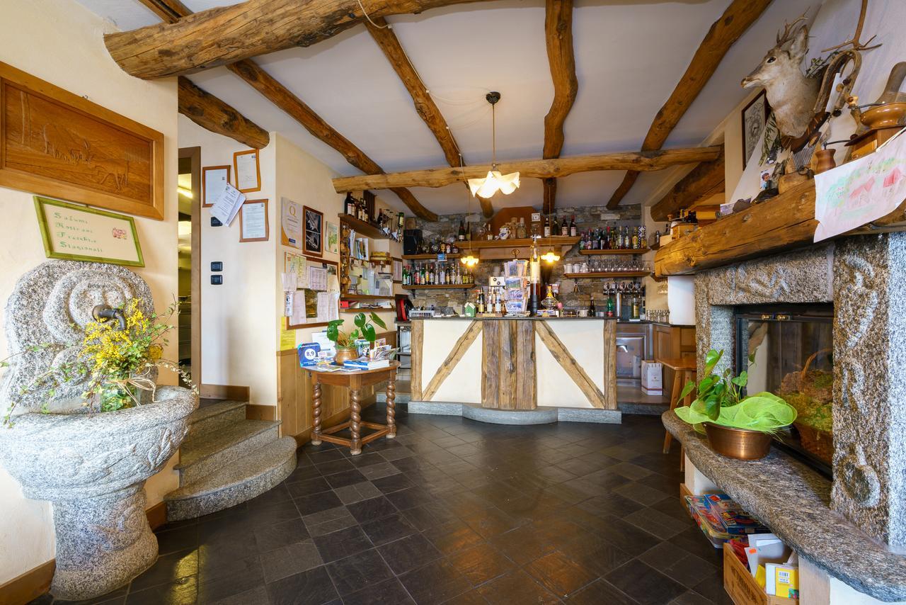 Agriturismo Giacomino Gera Lario Exteriér fotografie